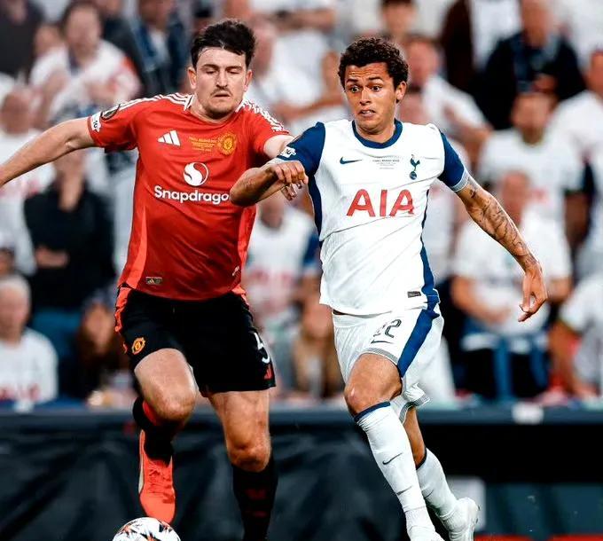 九游官网-莎拉波娃连续五场比赛得分超过出色防守,曼联不断突破!再创辉煌时刻(莎拉波娃德约科维奇)