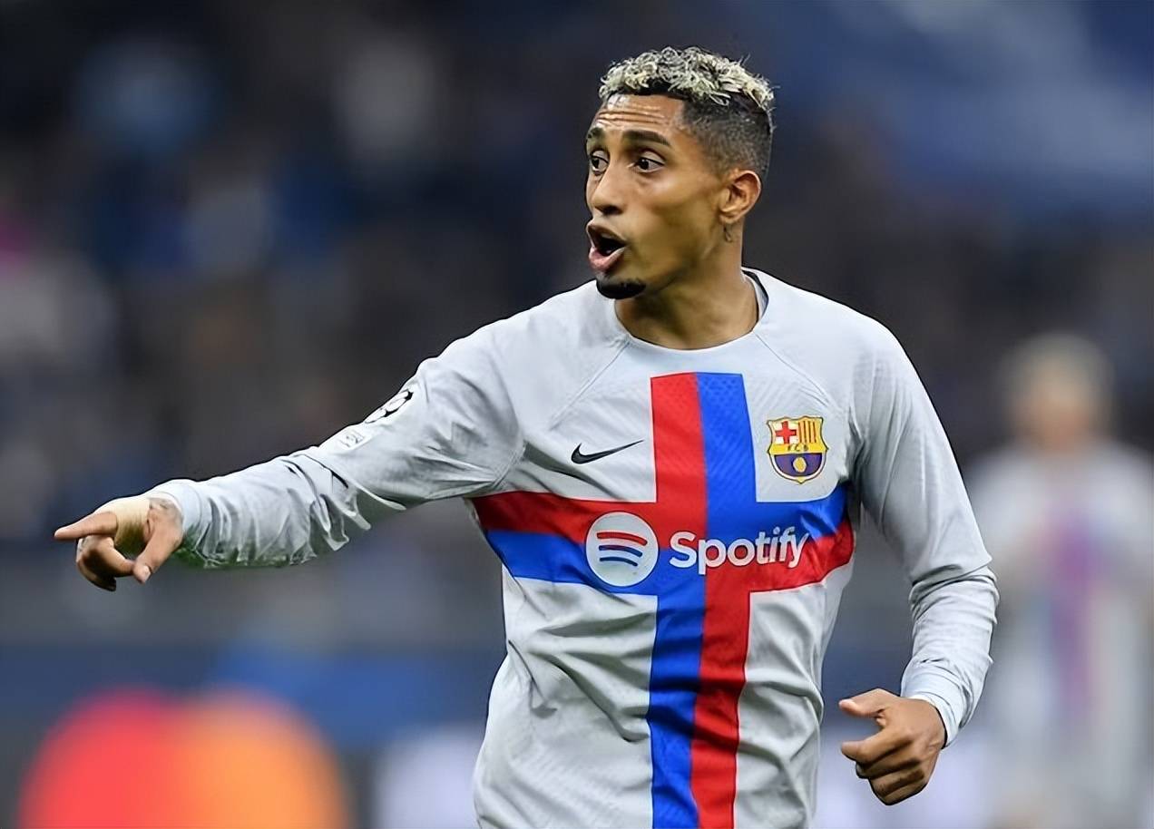 九游官网入口-关于赛地聚焦——荷甲转会期热度飙升，切尔西门线救险，管理层满意，资深球员宣示担当的信息